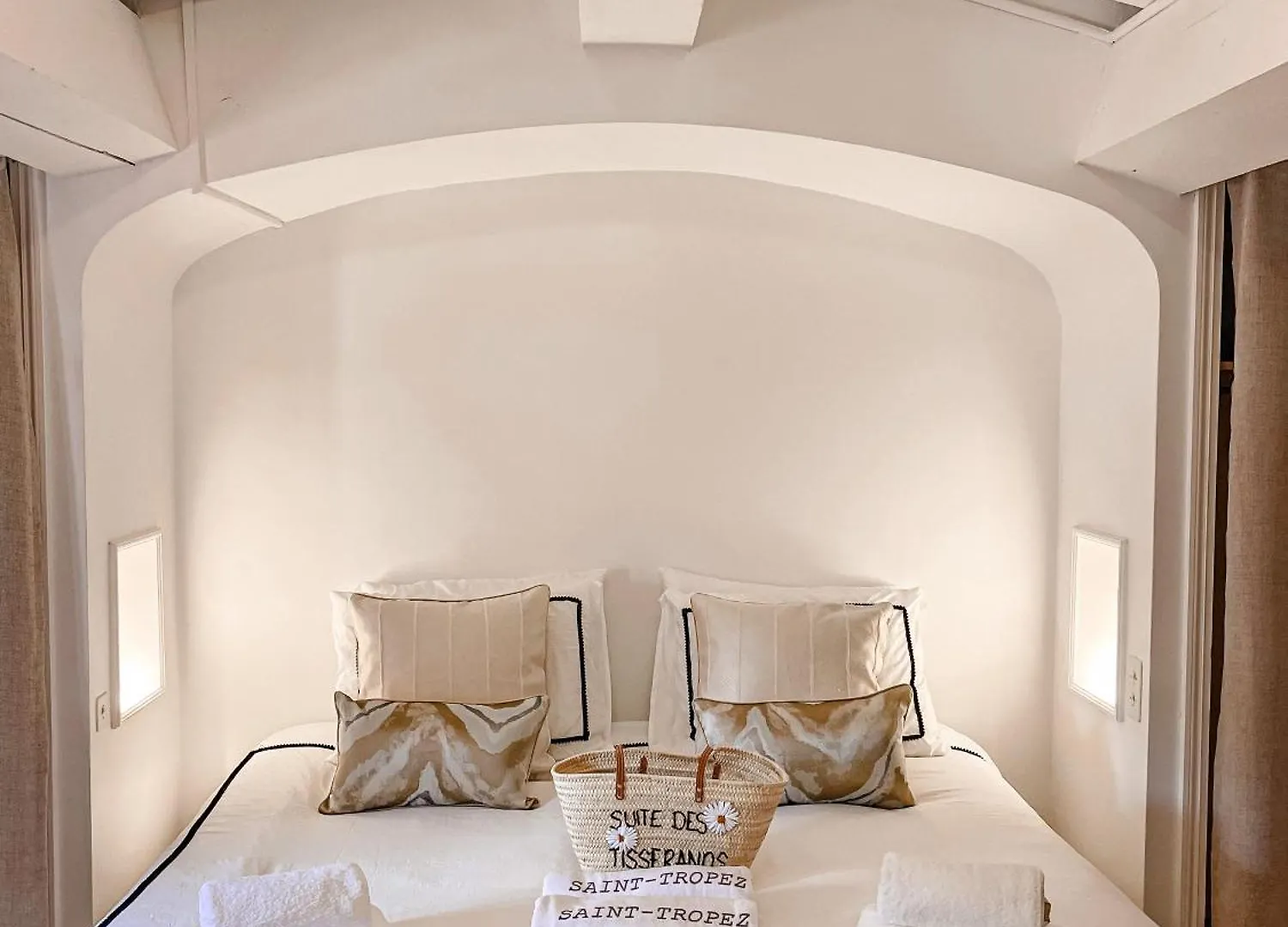 Apartment Suite Des Tisserands Saint-Tropez France